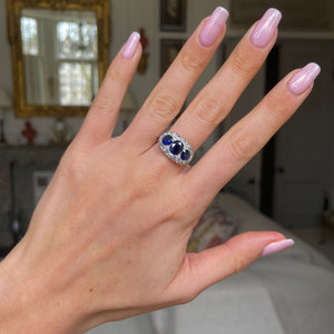 Antique | Art Deco, sapphire & diamond ring