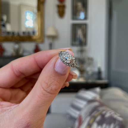 Art Deco | Diamond Engagement Ring, 18 ct White Gold