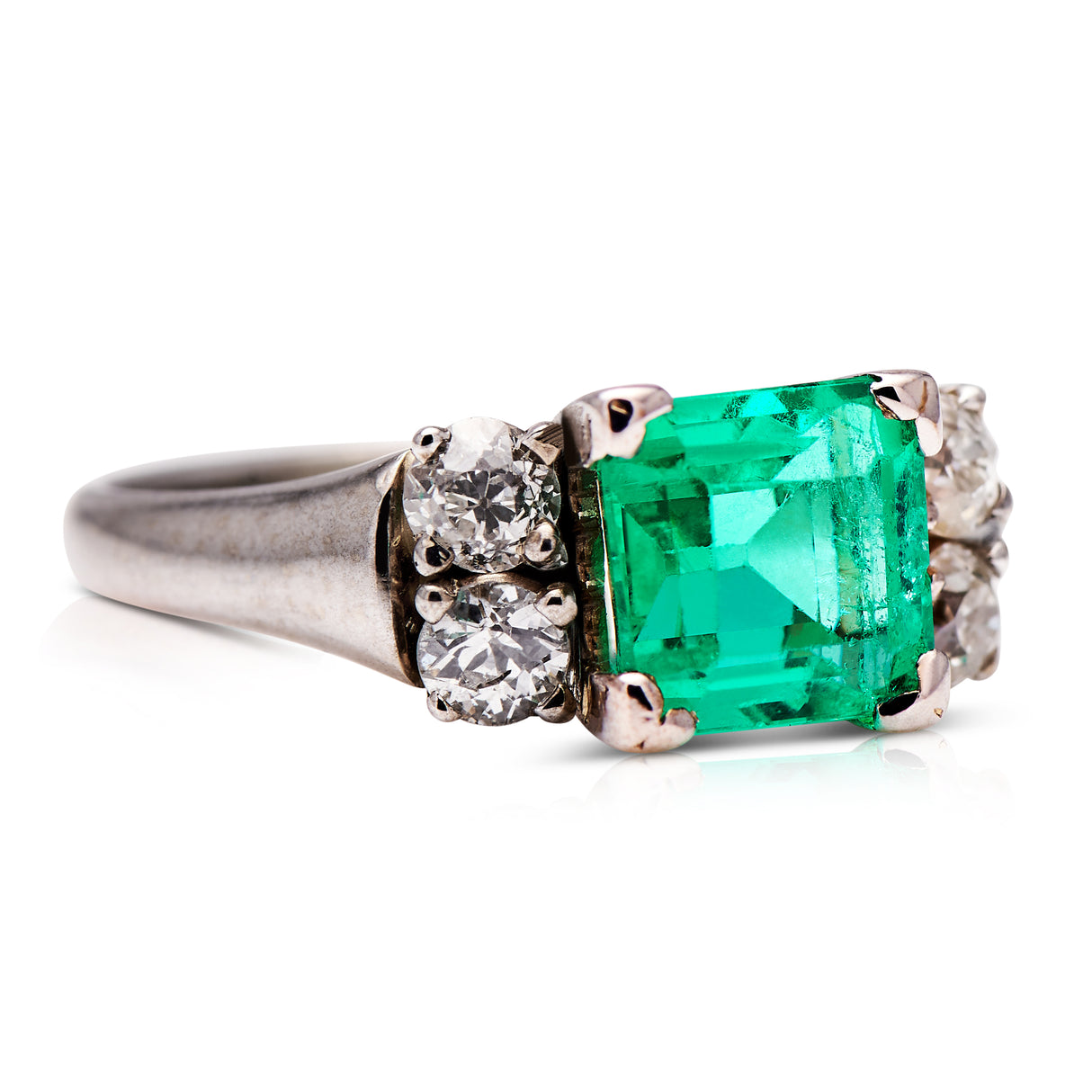 Art Deco, 14ct White Gold, Colombian Emerald and Diamond Ring