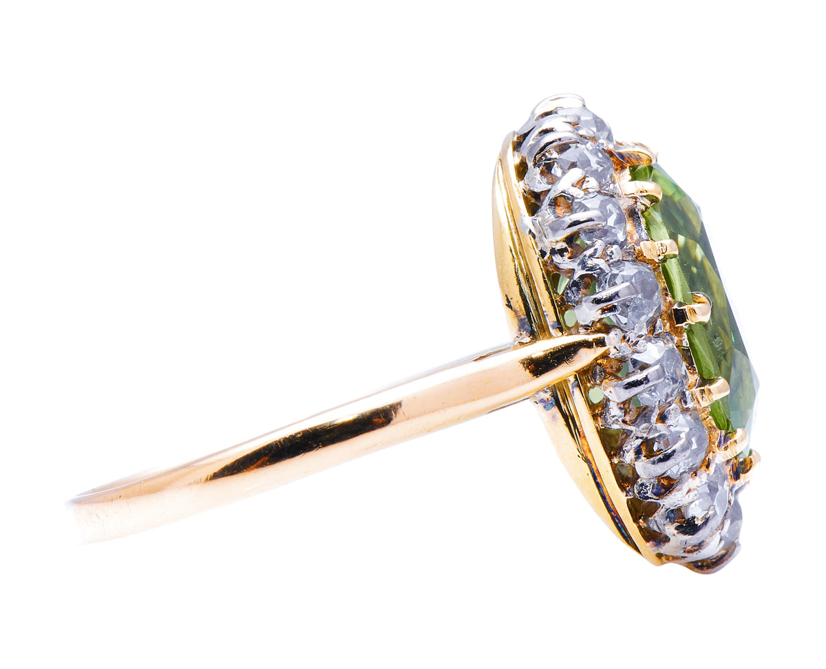 Art Deco, 18ct gold, peridot and diamond cluster ring