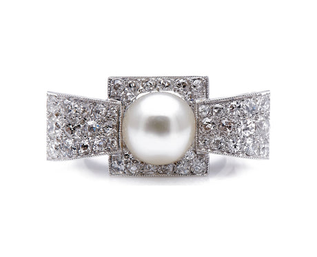 Art-Deco-1930s-18-Carat-Gold-Large-Pearl-Diamond-Cocktail-Ring