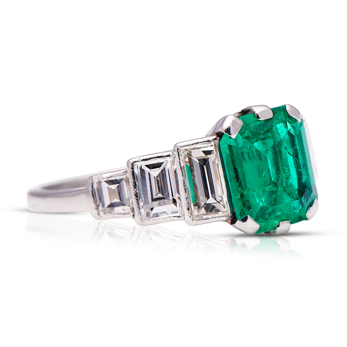 Art Deco, platinum, emerald & diamond ring, platinum