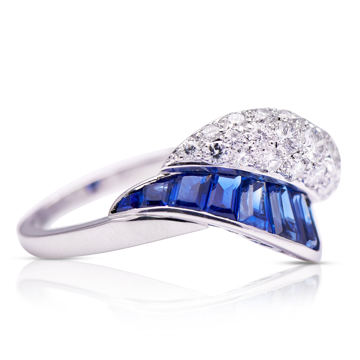Stunning | 1950s | Sapphire and Diamond Ring