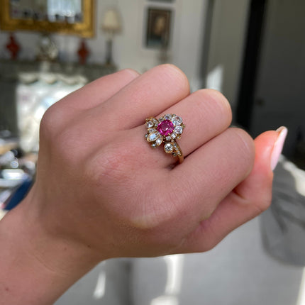 Belle Époque, 18ct Gold, Pink Sapphire and Diamond Fancy Cluster Ring