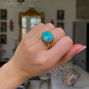 Vintage ,1970s cabochon australian opal ring