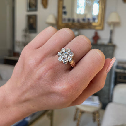 Edwardian, 18ct Rose Gold, Diamond Daisy Cluster Ring
