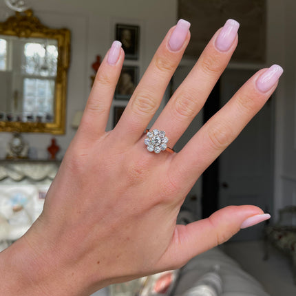 Edwardian | 18ct Gold, Diamond Daisy Cluster Ring