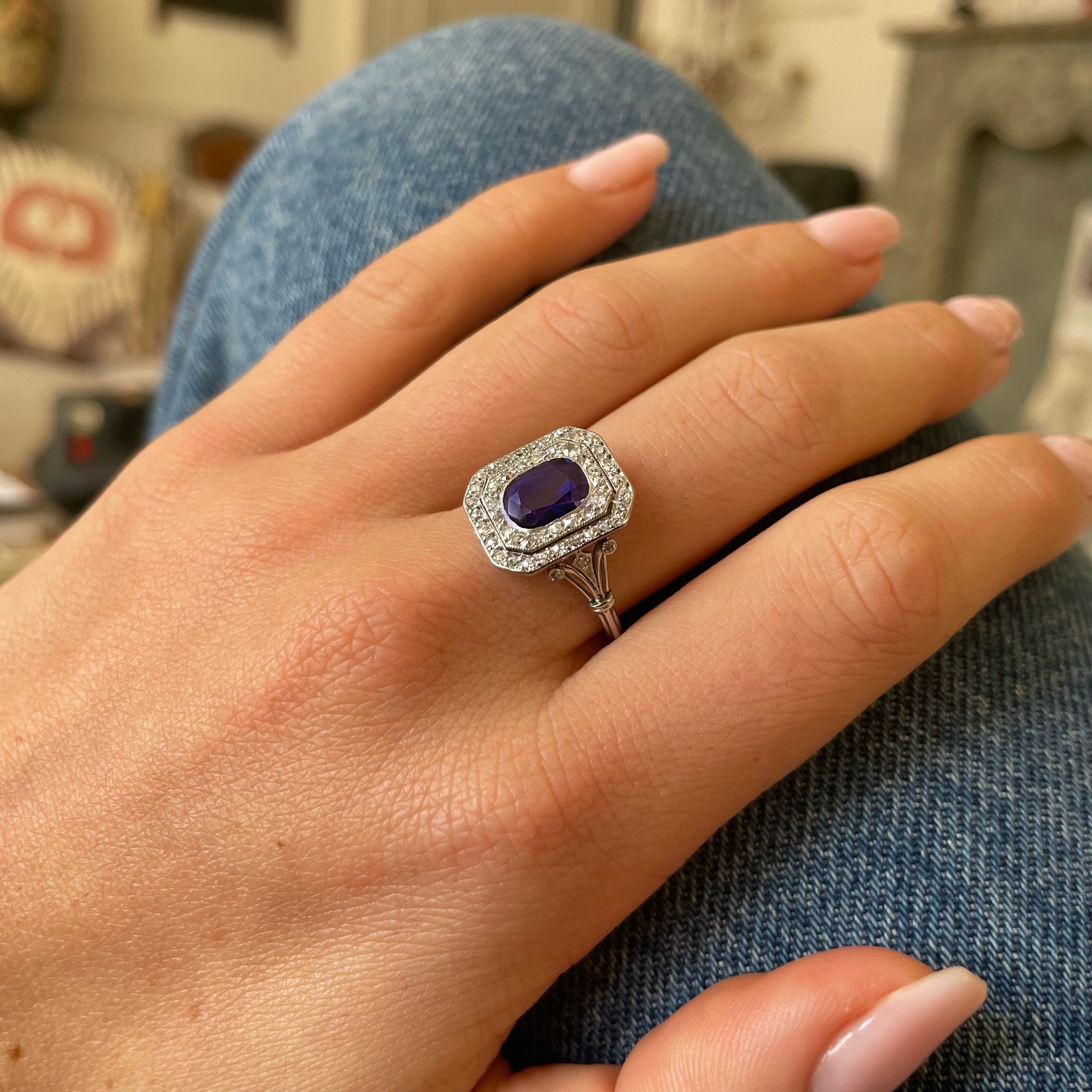 Beautiful design | Edwardian, sapphire & diamond cluster ring
