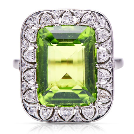 Belle-Époque-Peridot-Diamond-Platinum-Antique-Platinum-Cocktail-Ring-Vintage-Style-Contemporary