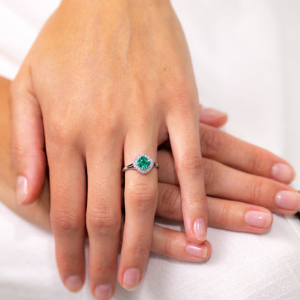 Edwardian, Platinum, Colombian Emerald and Diamond Ring