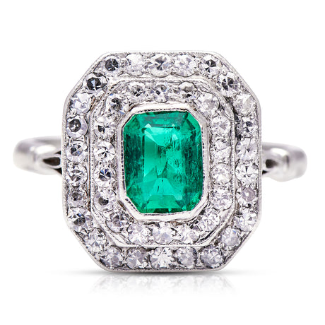 Vintage emerald and diamond cluster ring, front view. 