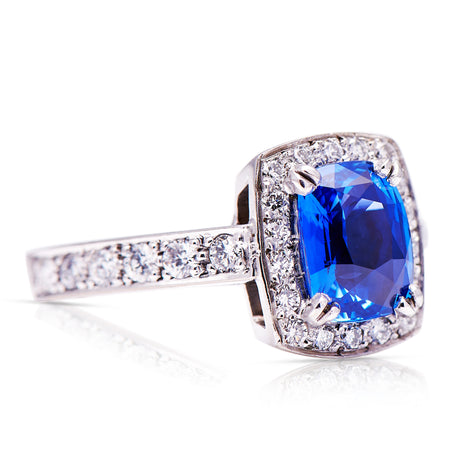 Engagement | 18ct white gold, sapphire & diamond ring