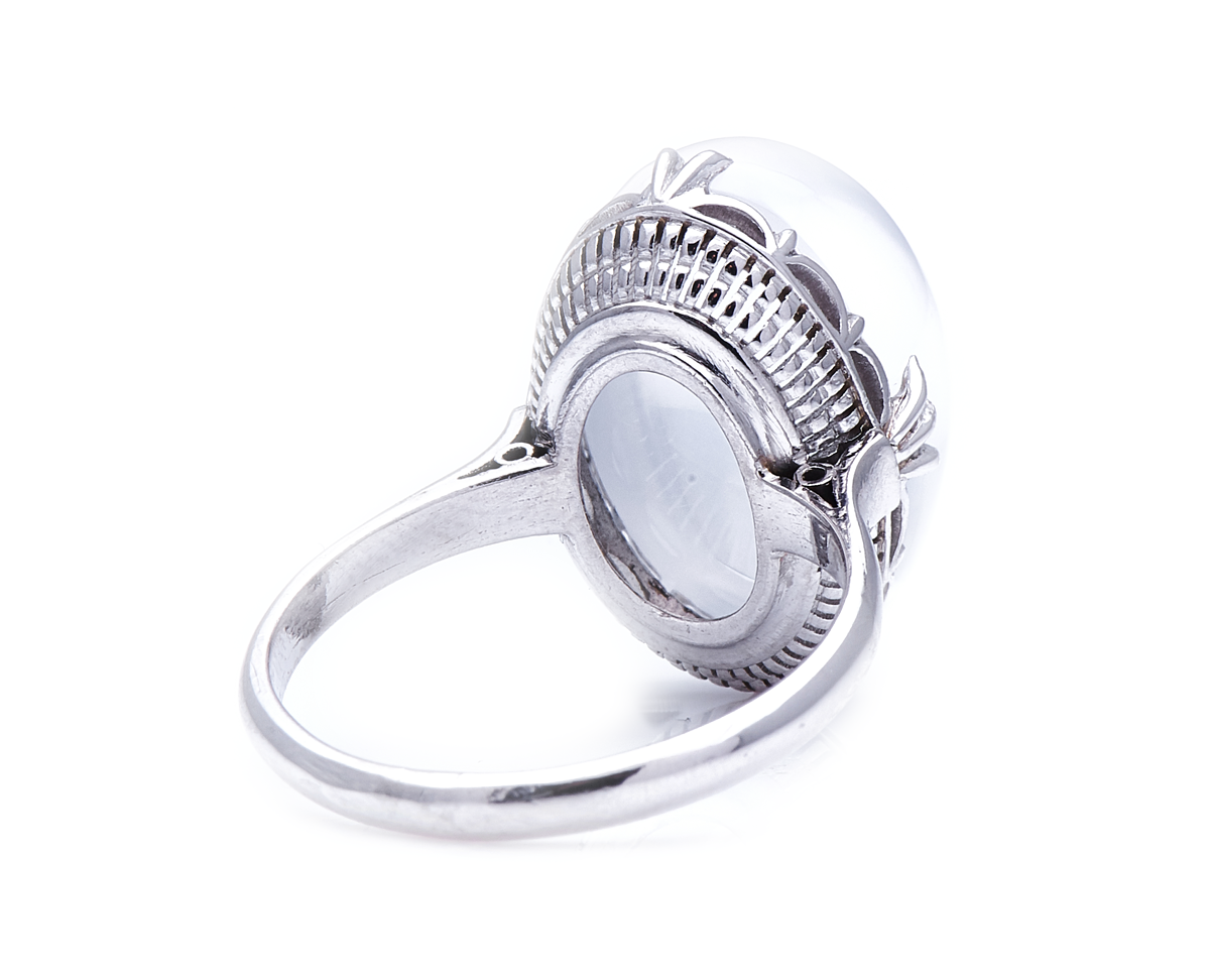 Antique_Rings | Vintage_rings | Antique Engagement Rings | Antique Ring Boutique | Vintage Engagement Rings | Antique Engagement Rings | Antique Jewellery company | Vintage Jewellery Mid Century, 1950’s, 18ct White Gold, Moonstone Ring