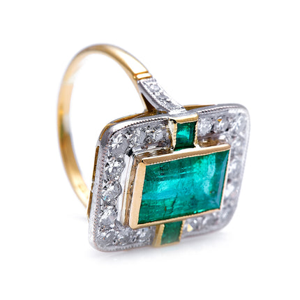 Mid Century, 18ct Gold, Emerald and Diamond Cluster Ring