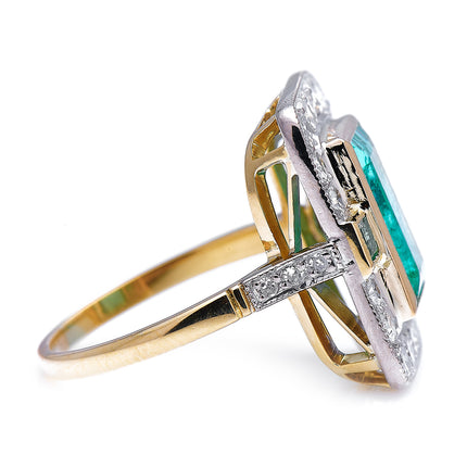 Mid Century, 18ct Gold, Emerald and Diamond Cluster Ring
