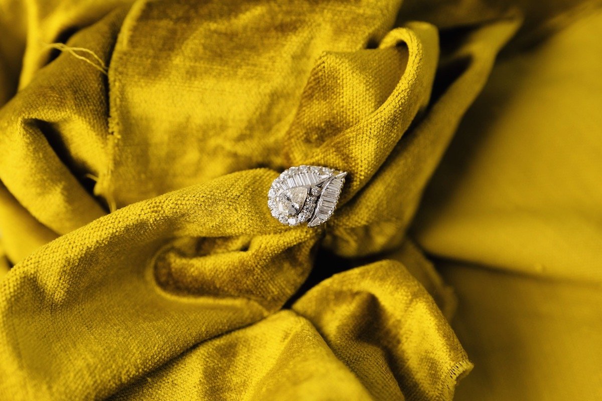 Vintage, Platinum, Diamond Cluster Ring Antique Engagement Rings | Diamond Engagement Rings | Antique Rings | Antique Ring Boutique | Vintage Engagement Rings | Antique Engagement Rings | Antique Jewellery company | Vintage Jewellery