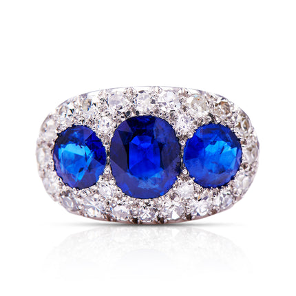 Art-Deco-Sapphire-Platinum-Diamond-Three-Stone-Pavé-Set-Engagement-Antique-Ring