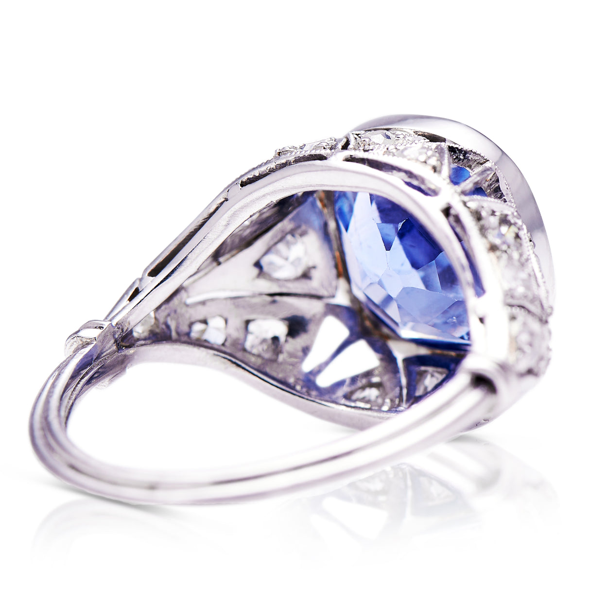 BELLE ÉPOQUE | Platinum, Sapphire and Diamond Ring