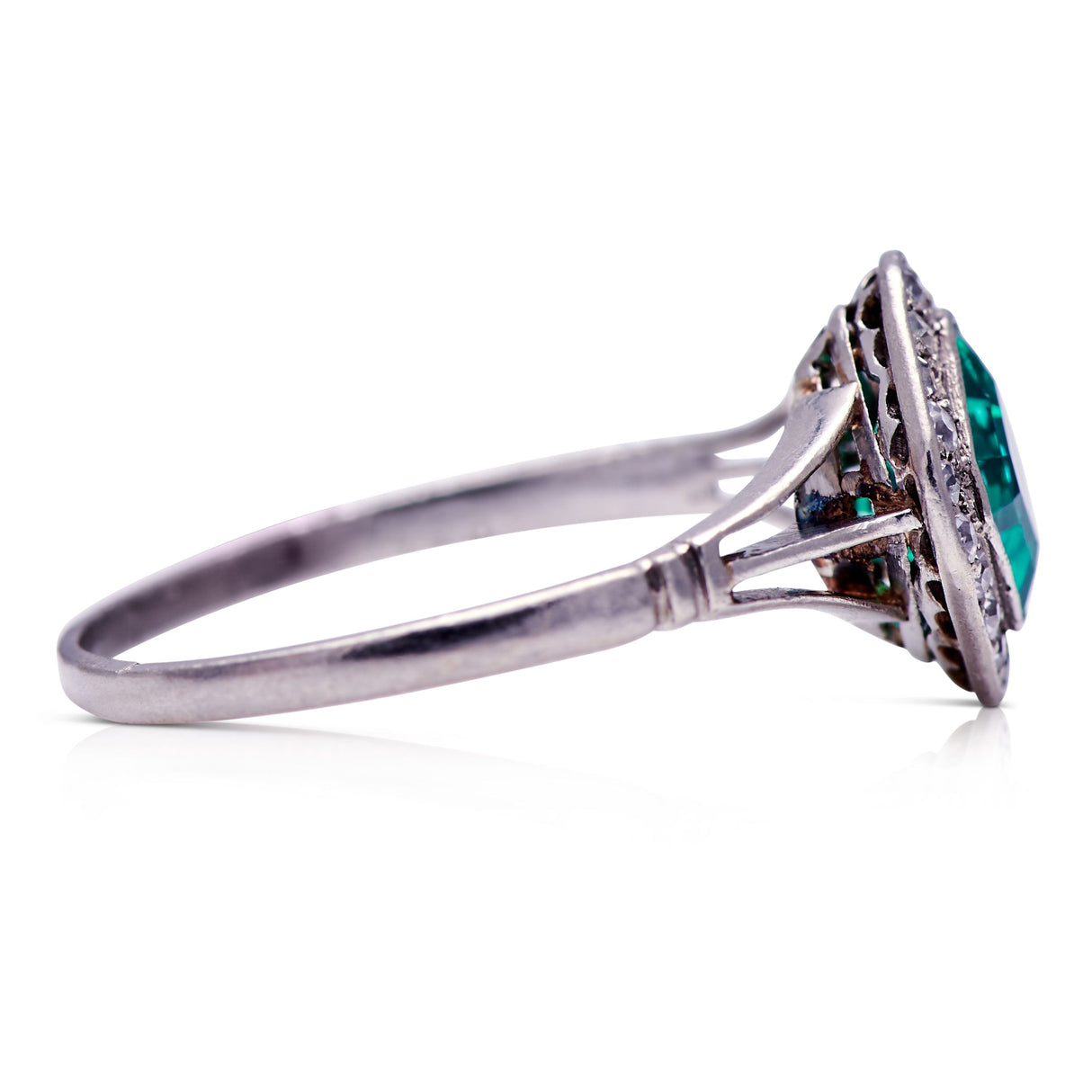 Edwardian, platinum, Colombian emerald and diamond ring