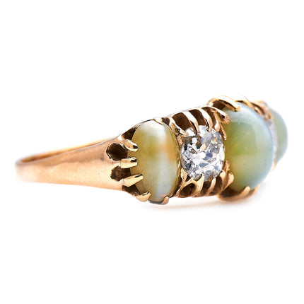 Victorian, 18ct Gold, Cats-Eye Chrysoberyl and Diamond Five-Stone Ring | Antique Rings | Antique Ring Boutique | Vintage Engagement Rings | Antique Engagement Rings