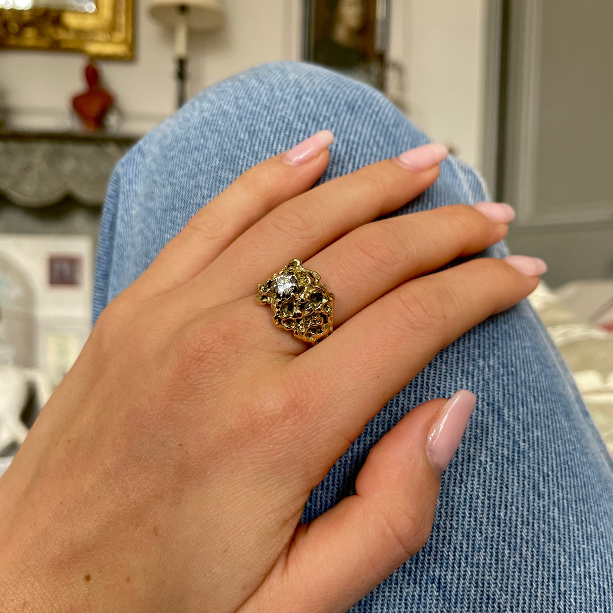 Nugget style clearance ring