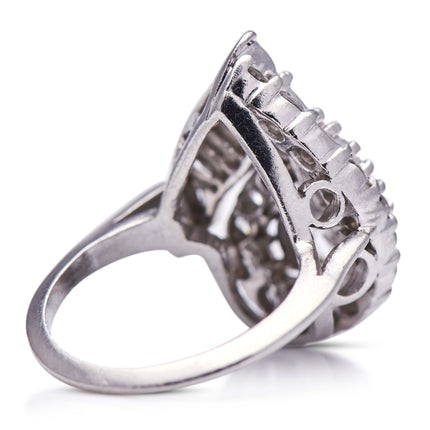 Vintage, Platinum, Diamond Cluster Ring Antique Engagement Rings | Diamond Engagement Rings | Antique Rings | Antique Ring Boutique | Vintage Engagement Rings | Antique Engagement Rings | Antique Jewellery company | Vintage Jewellery
