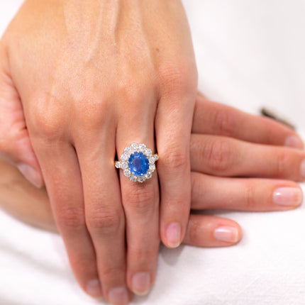 Vintage, French, 18ct Gold, Cornflower Blue Sapphire and Diamond Ring