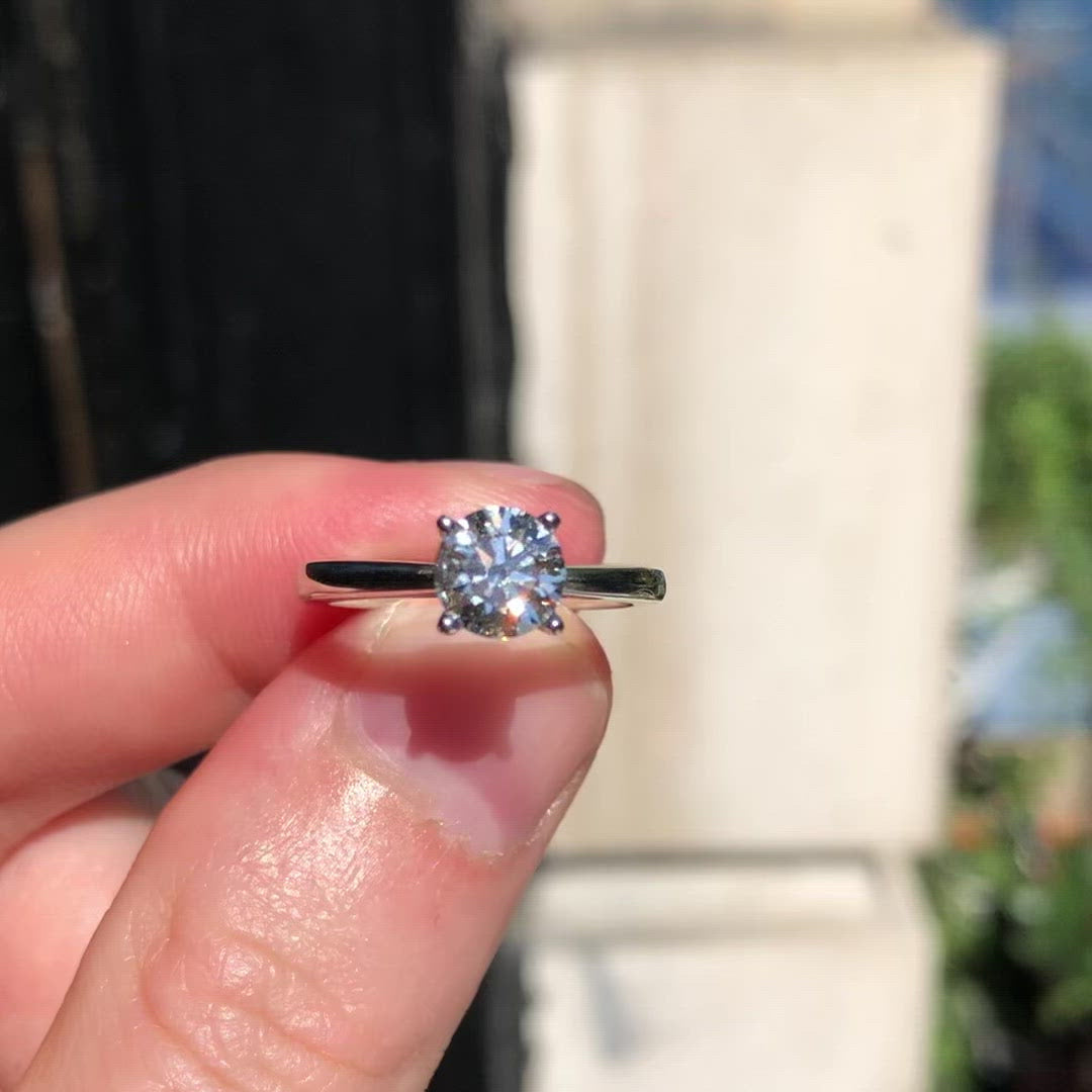 Vintage | Solitaire 0.93ct VS2| H Diamond Engagement Ring