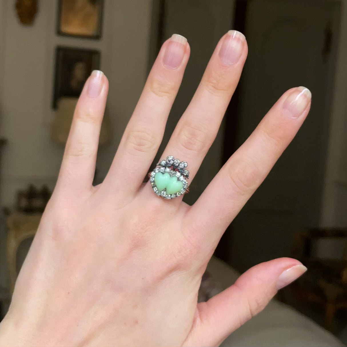 Antique | Victorian, chrysoprase and diamond ring
