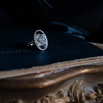 Art Deco, Platinum, Diamond and Sapphire Ring | Antique Rings | Antique Ring Boutique | Vintage Engagement Rings | Antique Engagement Rings | Antique Jewellery Company | Vintage Jewellery 