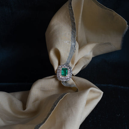 Edwardian, 18ct Gold, Colombian Emerald and Diamond Cluster Ring