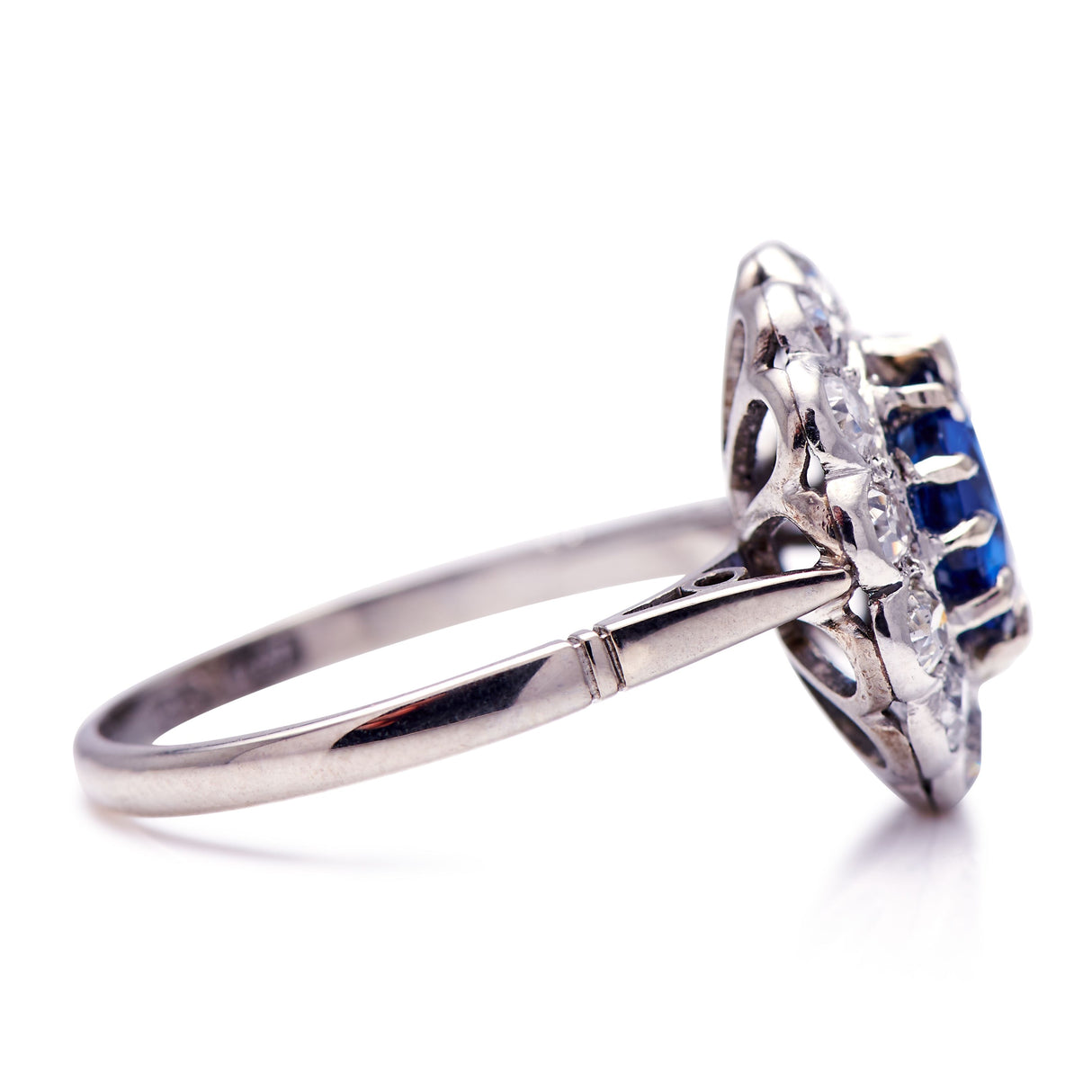 Untreated Vintage AntiqueArt Deco, 18ct White Gold, Burmese Sapphire and Diamond Engagement Ring 3